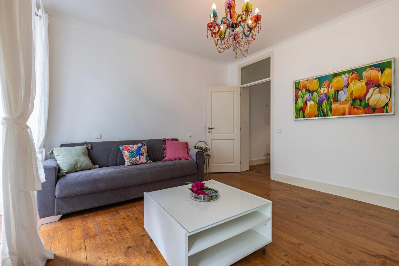 Apartament Lovely Patio Getaway In Lizbona Zewnętrze zdjęcie
