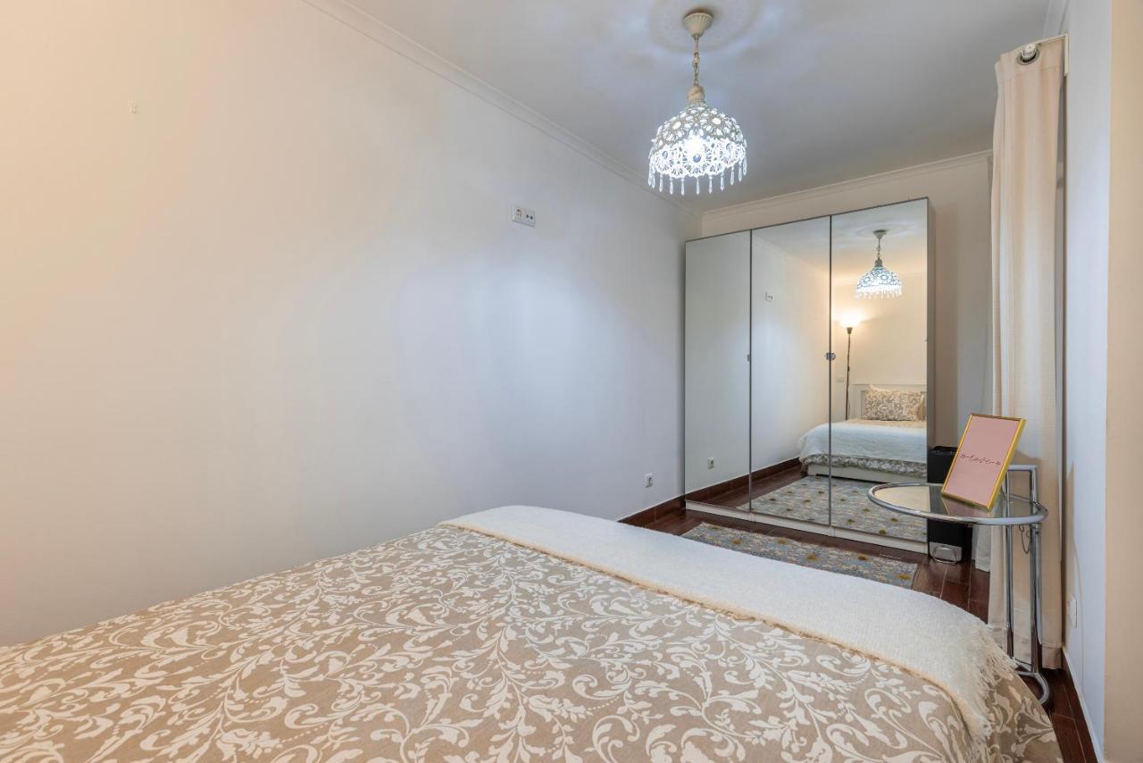 Apartament Lovely Patio Getaway In Lizbona Zewnętrze zdjęcie