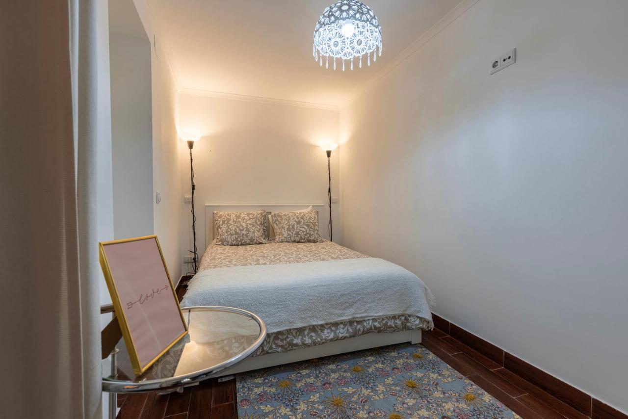 Apartament Lovely Patio Getaway In Lizbona Zewnętrze zdjęcie