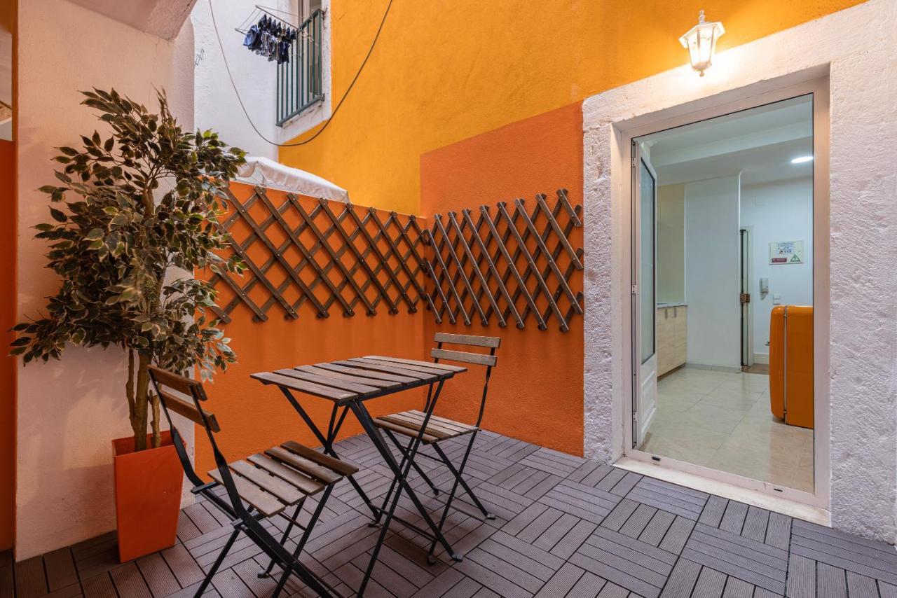 Apartament Lovely Patio Getaway In Lizbona Zewnętrze zdjęcie